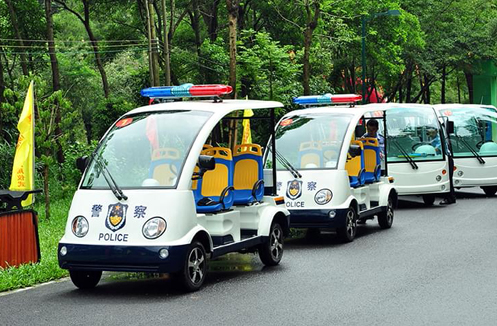 Mobil patroli penegak hukum listrik cilik, welcome kanggo ngatur